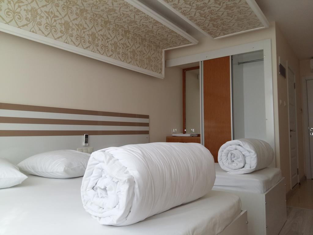 Cihan Hotel Hopa Værelse billede